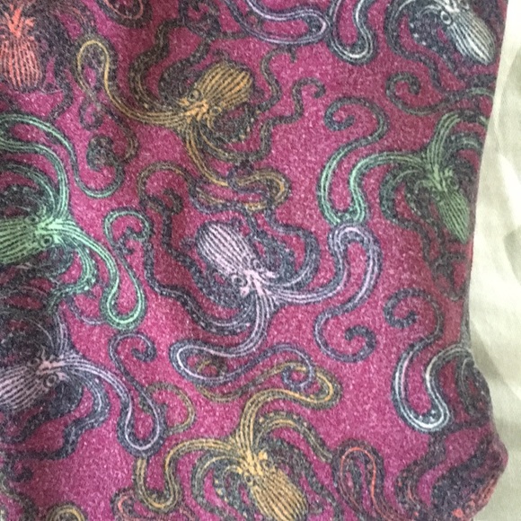 LuLaRoe ๐ Octopus Leggings - Picture 4 of 4